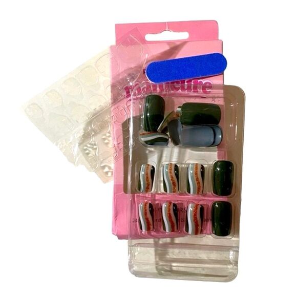 Green and Gold Wavy Gel Press On Nails Medium Square 24 pc - Picture 4 of 8